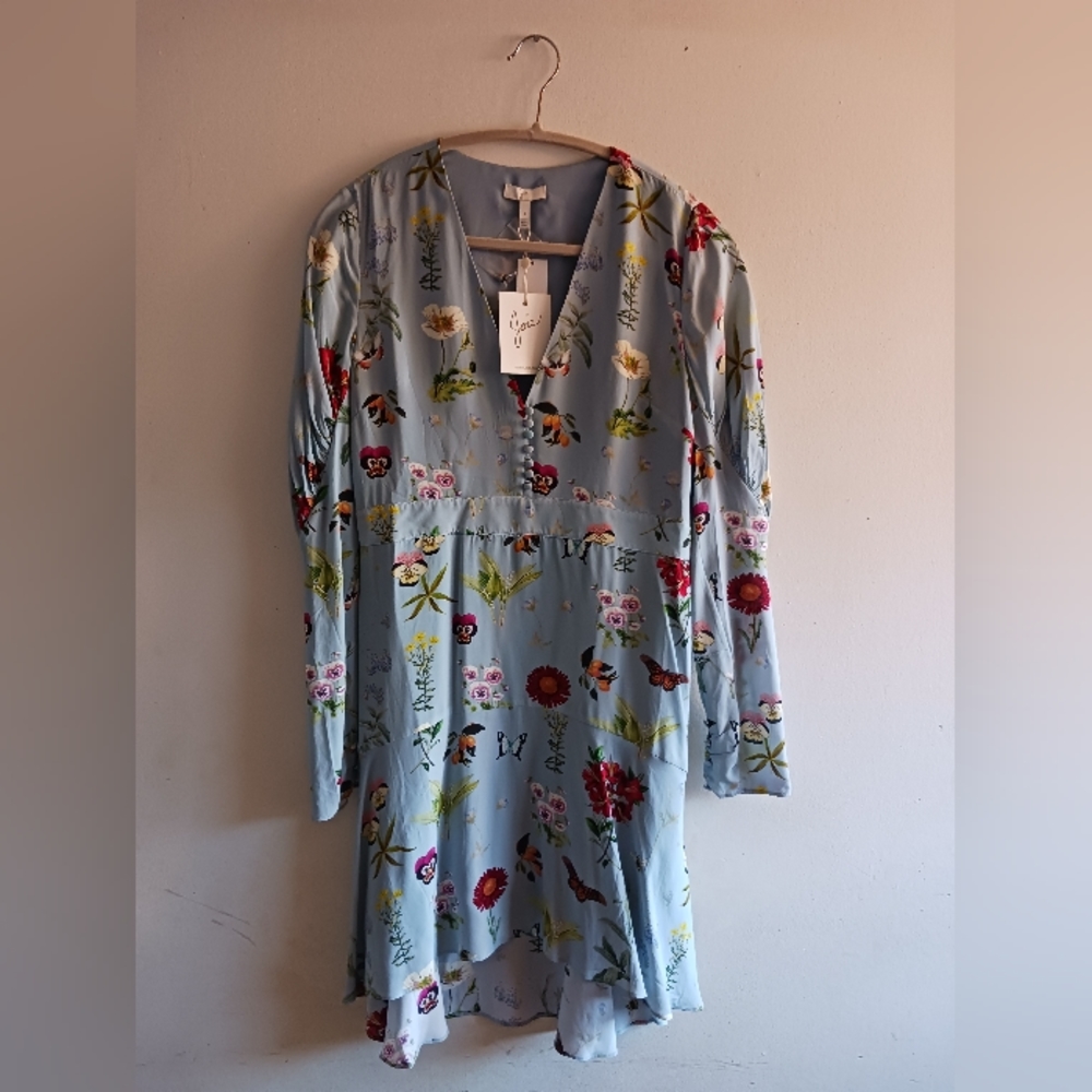 Dress Joie, size 4, color Robinsegg-JFA 18, sky blue flowers, butterflies, bees